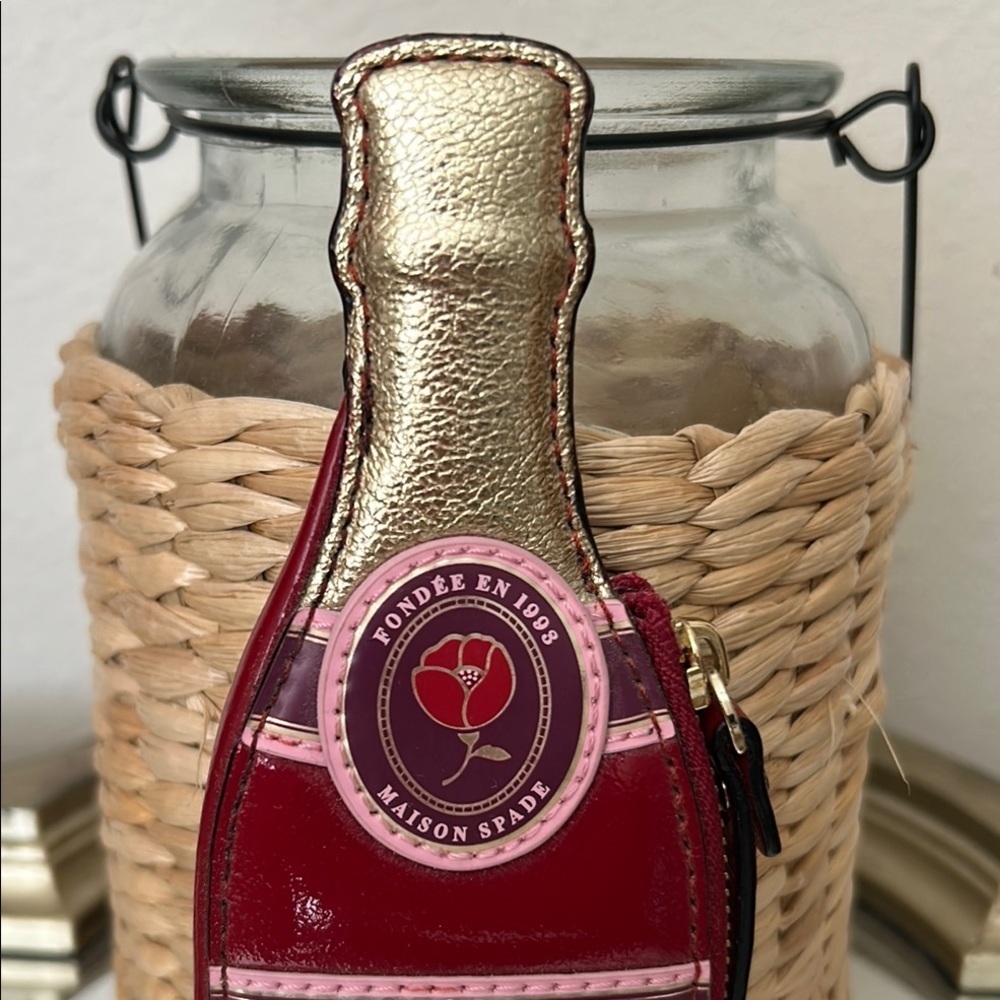 Kate Spade champagne coin pouch - Picture 3 of 9